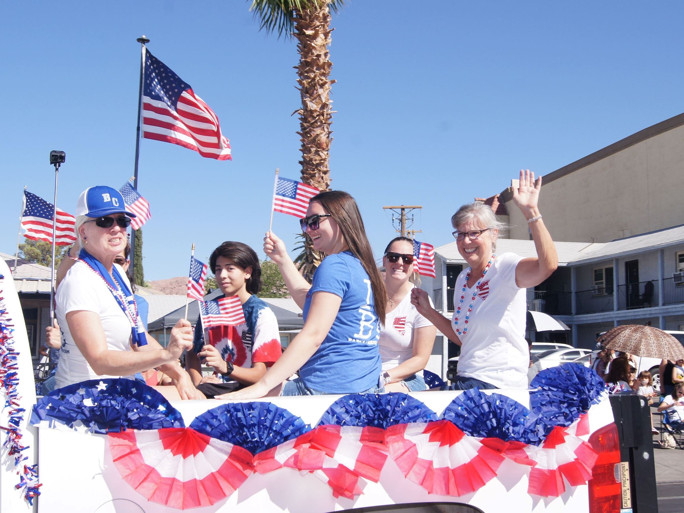 Damboree 2022 People in truck
